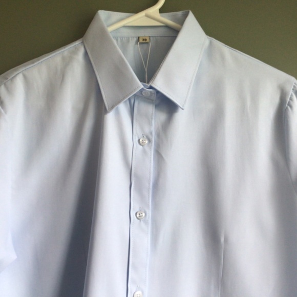 NWT Ladies Button Down Dress Shirt, Light Blue Small - Picture 5 of 9